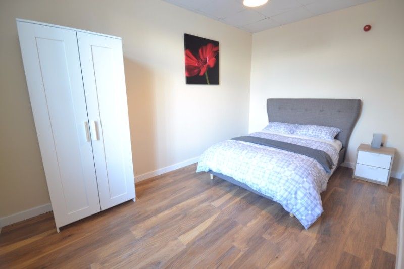 Premier Lodge Central