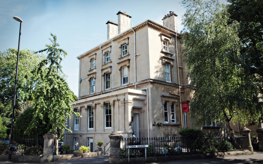 Victoria Square Hotel