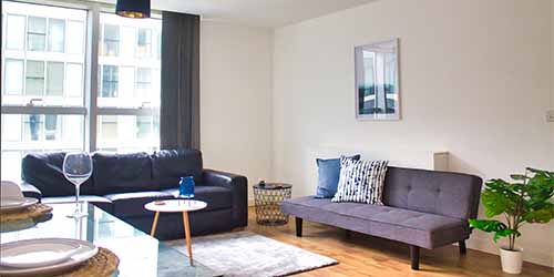 Central Apartment With Free Parking – By Doze