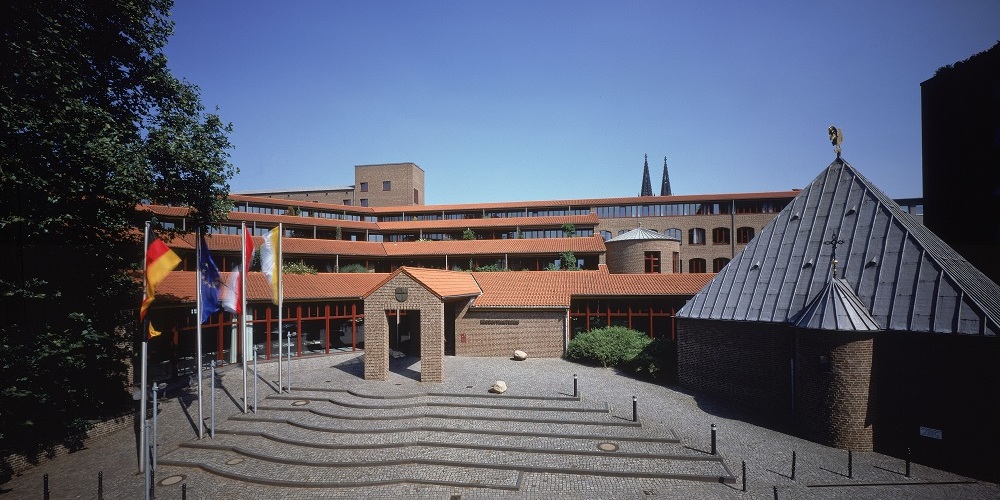 Maternushaus