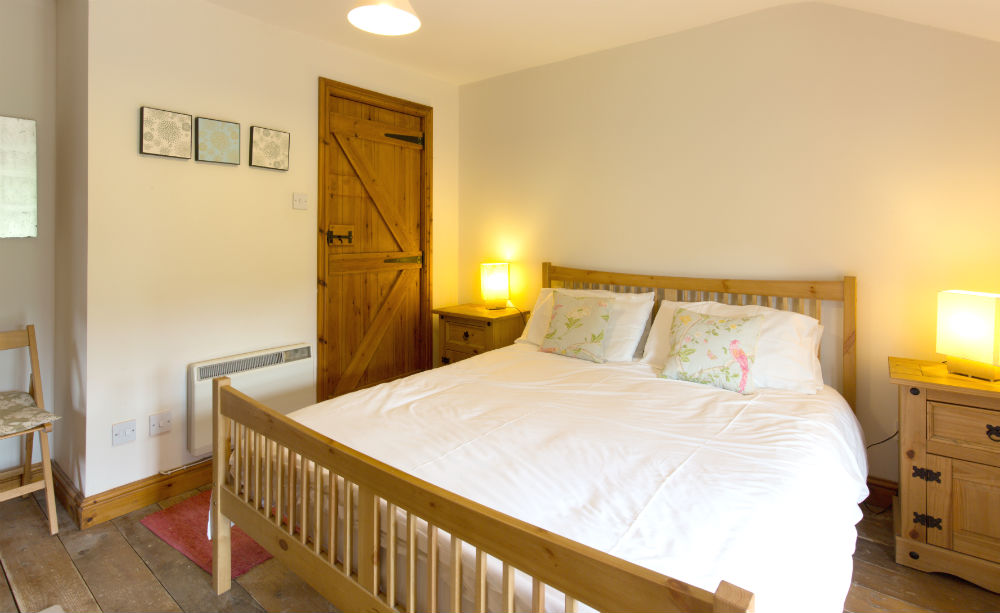 Meare Court Farm, Old Mill, Granary and The Barn