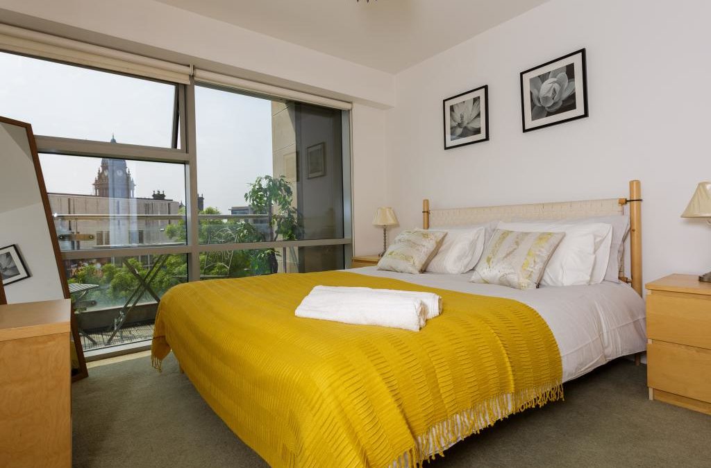 Live in Leeds Millenium Square Apartment